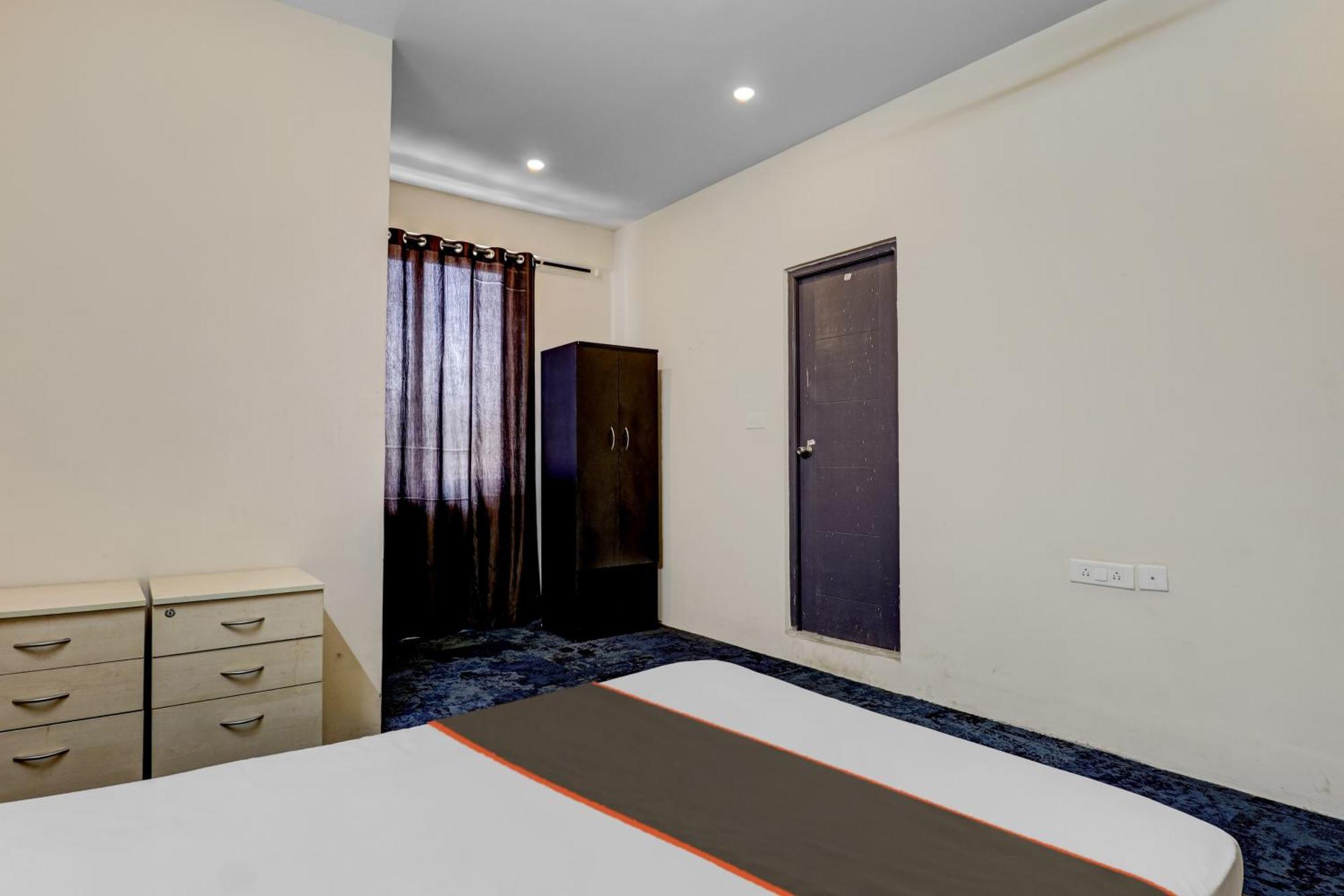 Hotel O Crescent Shine Бангалор Екстериор снимка
